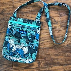 Kavu purse with adjustable strap